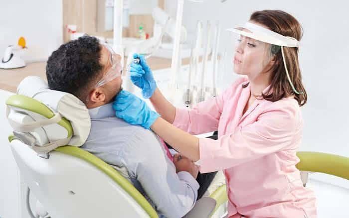 Travailler comme dentiste étranger en France : démarches, conditions et opportunités